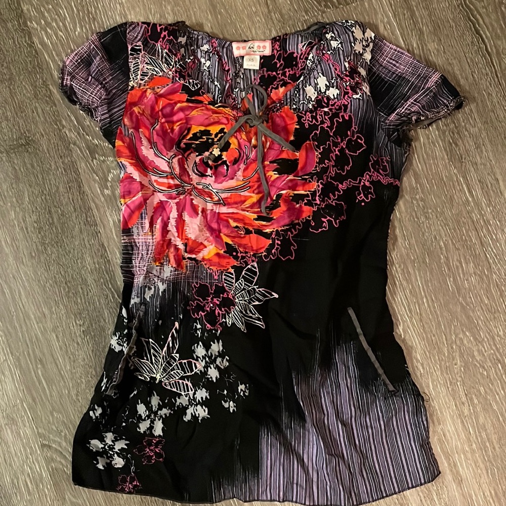 KOI scrub top